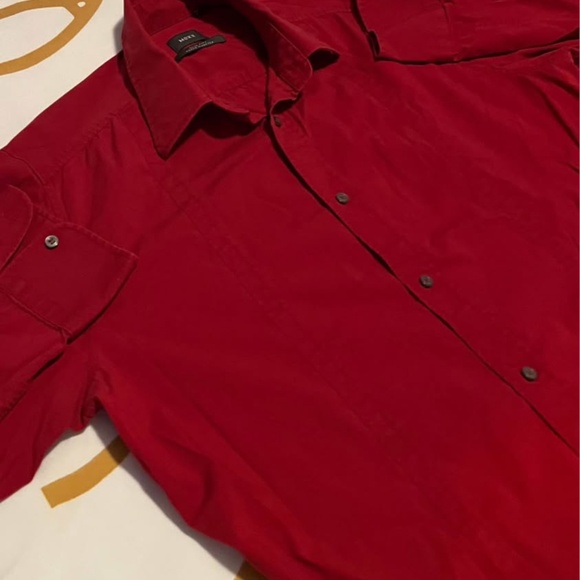 Mexx button up Long Sleeve Dress dress shirt. Large. Red - Picture 2 of 4